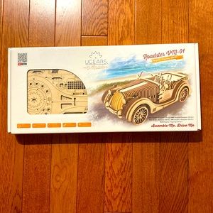 Ugears aV-Models Roadster Kit VM-01 New sealed Original packaging NWT